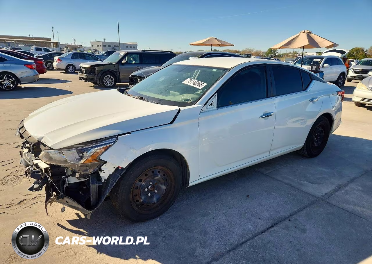 2019 Nissan Altima S
