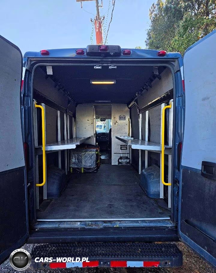 2020 Ram Promaster 3500 Delivery Van VIN:3C6URVJG4LE128647 - 6