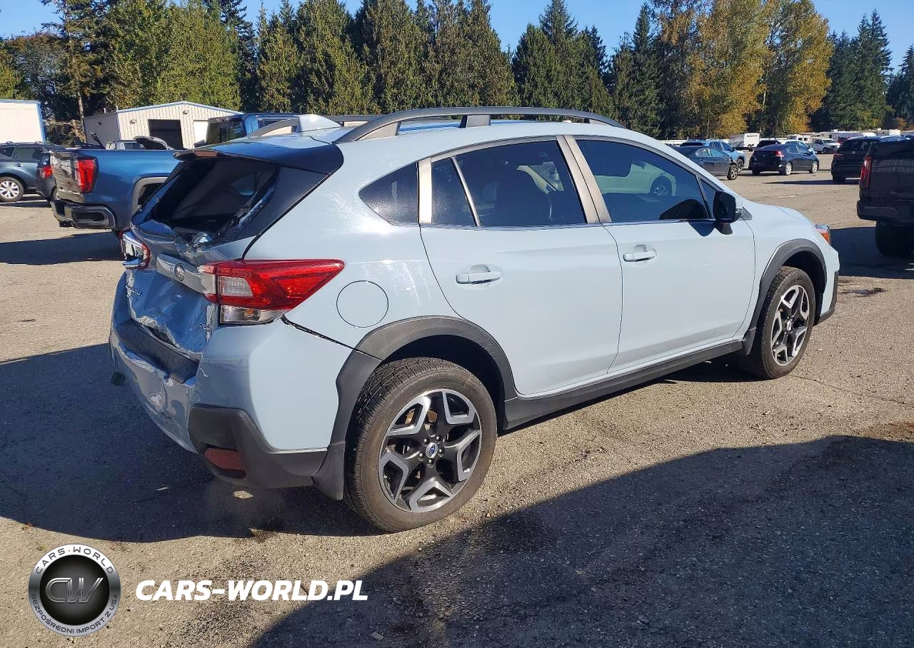 2018 Subaru Crosstrek Limited VIN:JF2GTAMC1J8336146 - 3