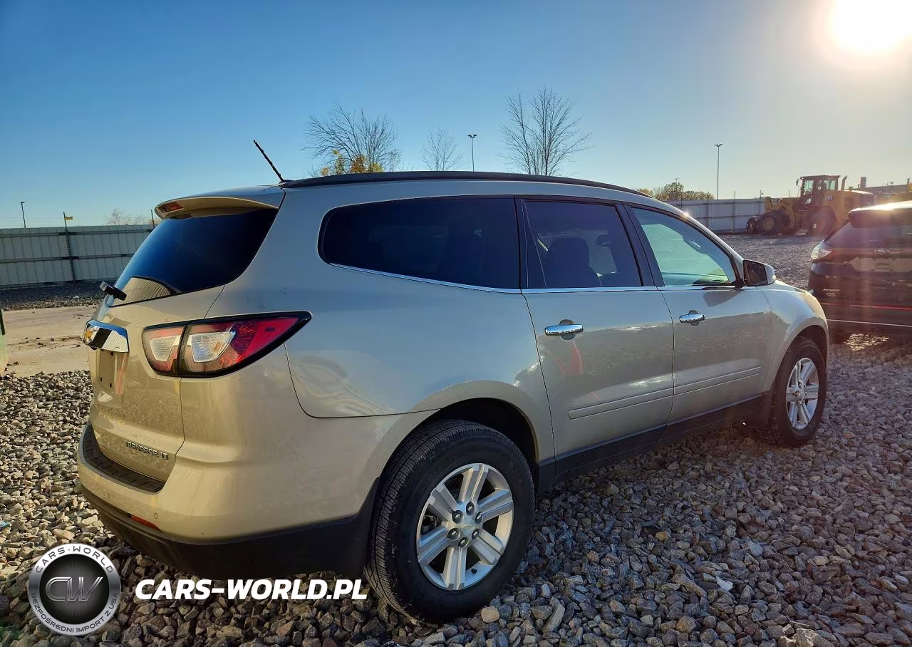 2014 Chevrolet Traverse Lt VIN:1GNKRGKD6EJ110115 - 3