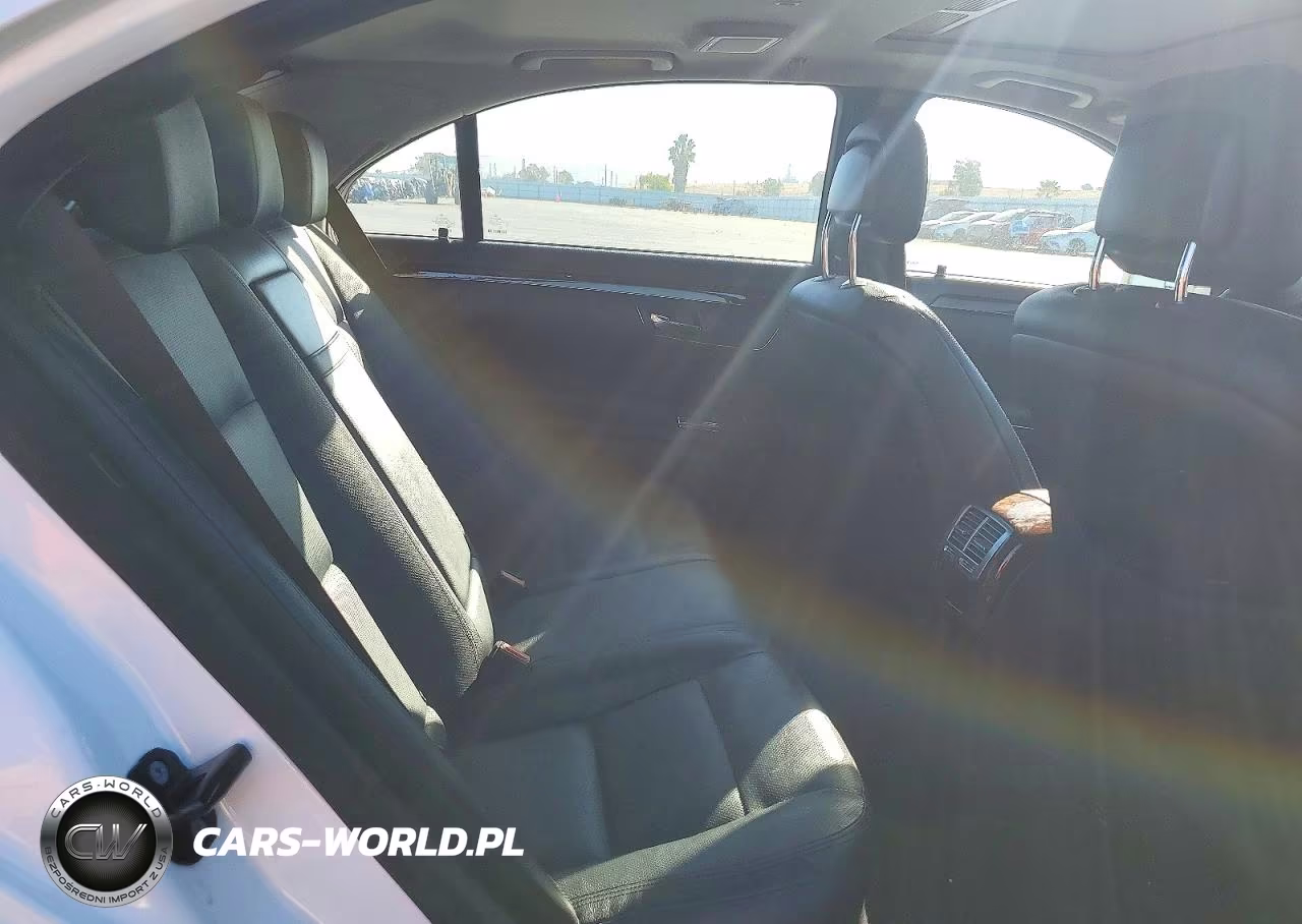 2011 Mercedes-Benz S 550 VIN:WDDNG7BB7BA389280 - 10