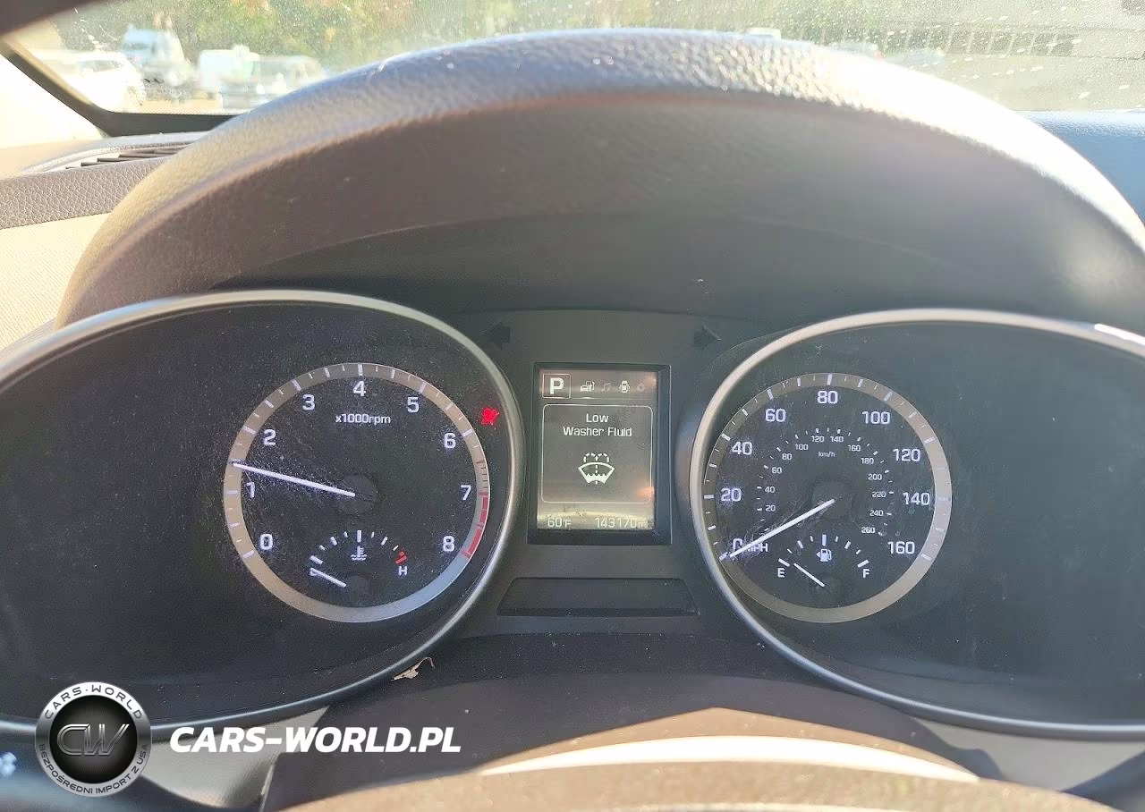 2017 Hyundai Santa Fe Se VIN:KM8SMDHF1HU177296 - 9