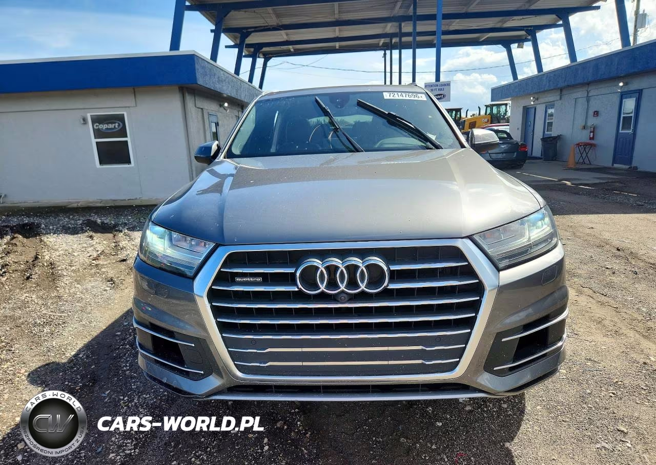 2017 Audi Q7 Premium Plus VIN:WA1LAAF75HD035376 - 5