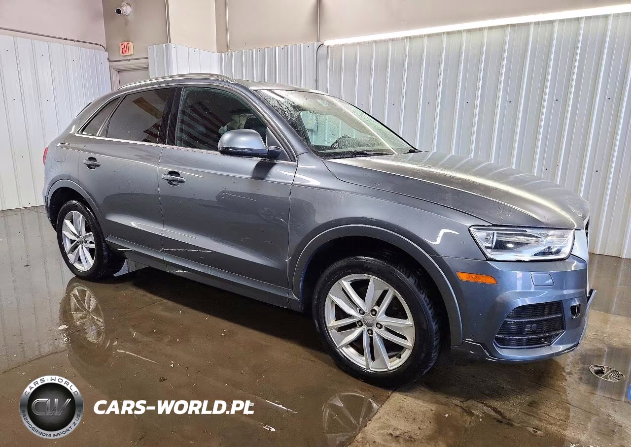 2016 Audi Q3 Premium Plus VIN:WA1EFCFS3GR006065 - 4