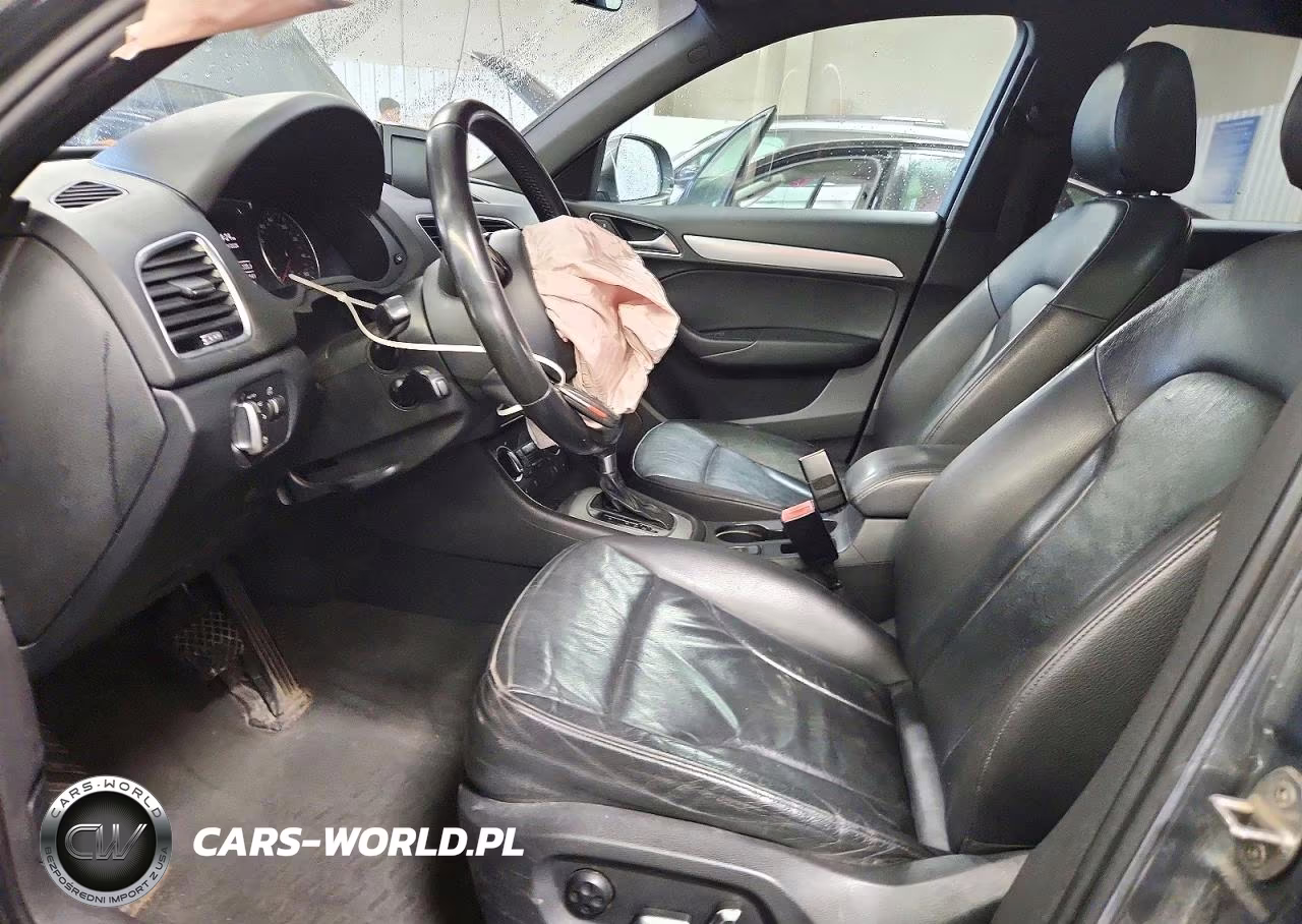 2016 Audi Q3 Premium Plus VIN:WA1EFCFS3GR006065 - 7