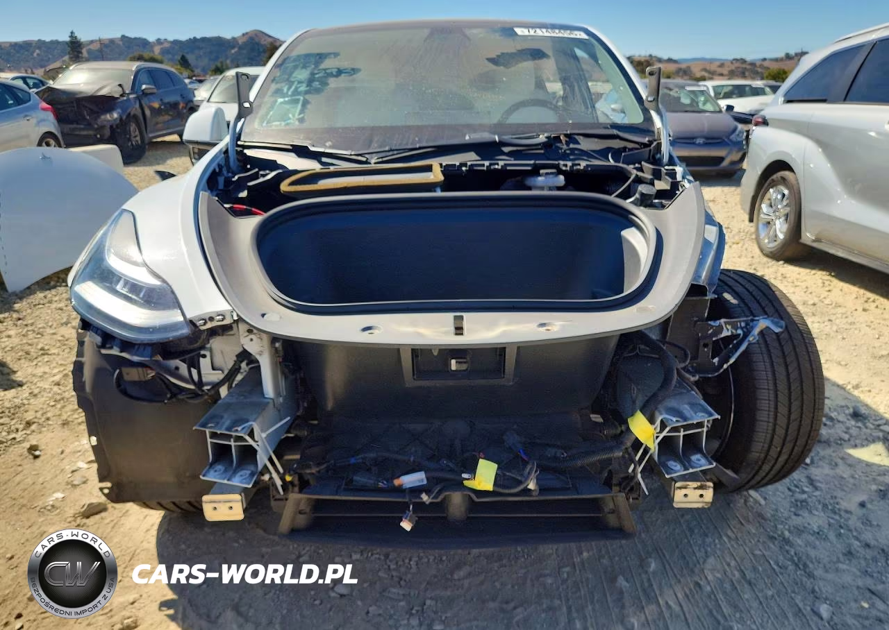 2020 Tesla Model Y VIN:5YJYGDEE0LF056293 - 5