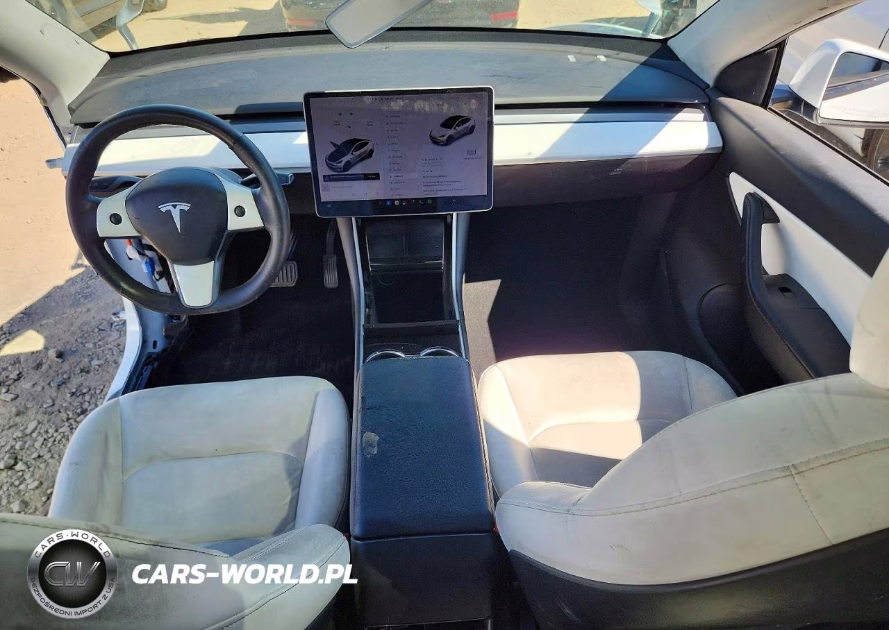 2020 Tesla Model Y VIN:5YJYGDEE0LF056293 - 8