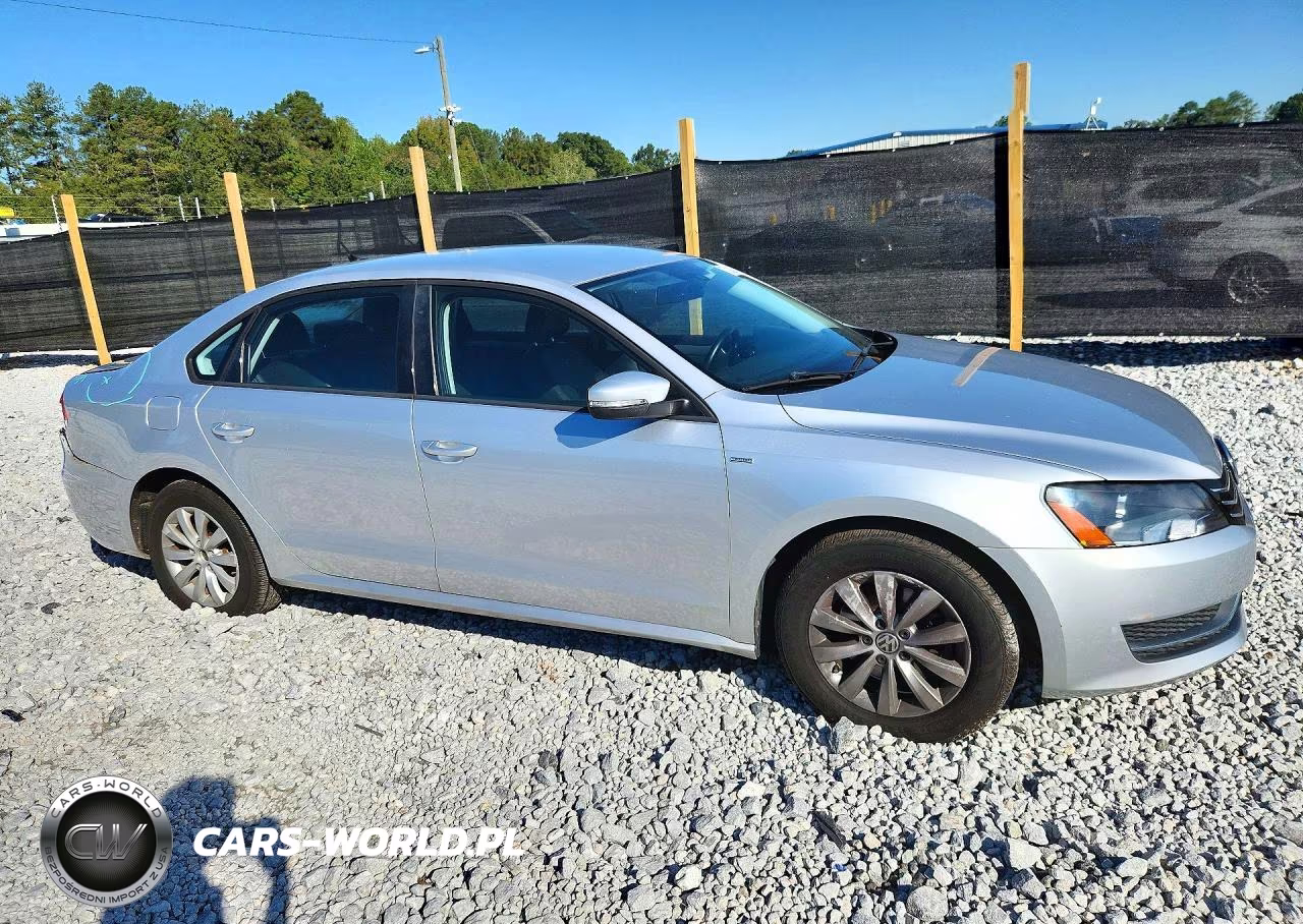 2015 Volkswagen Passat S VIN:1VWAT7A32FC074523 - 4