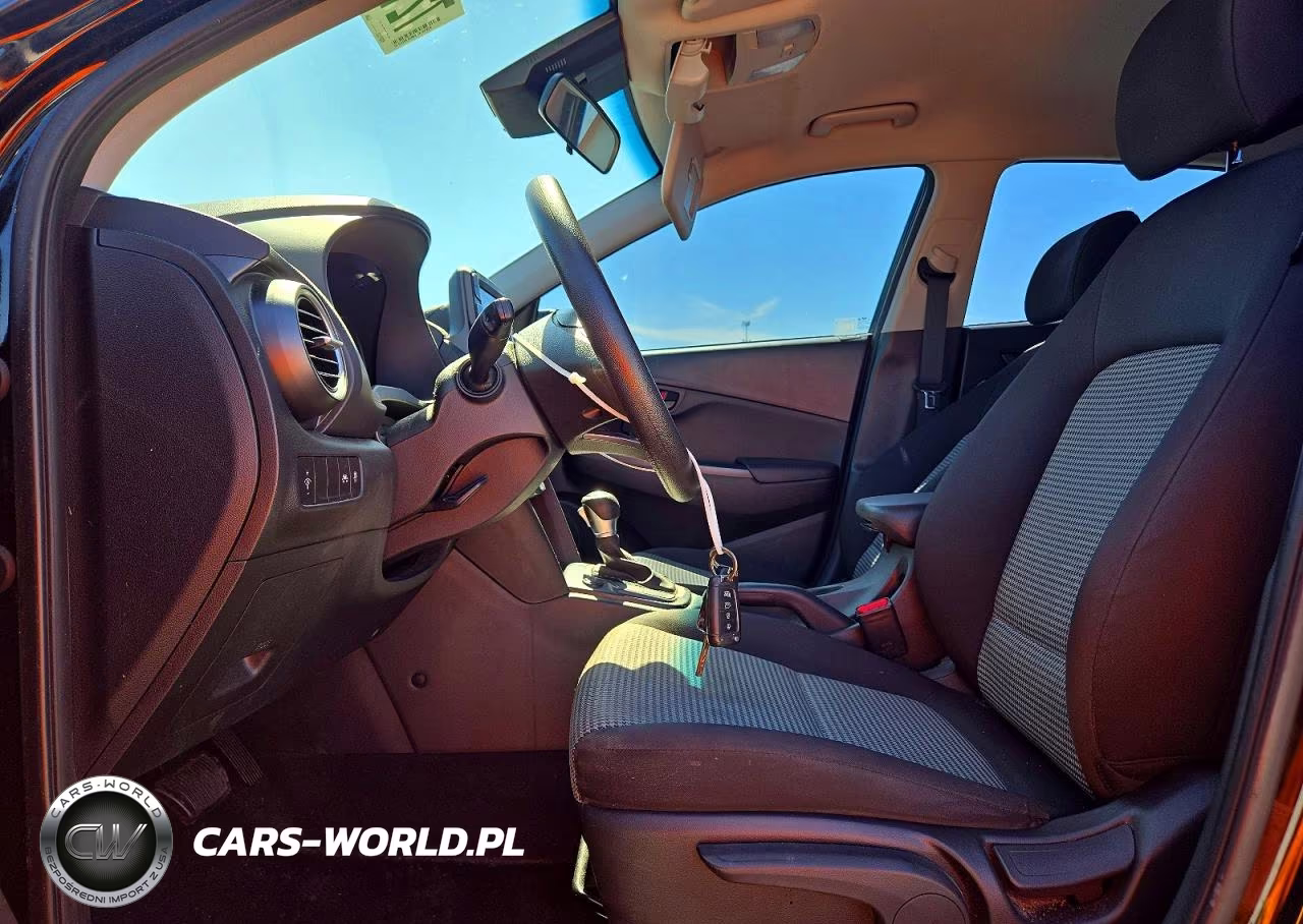 2019 Hyundai Kona Se VIN:KM8K12AA0KU330351 - 7