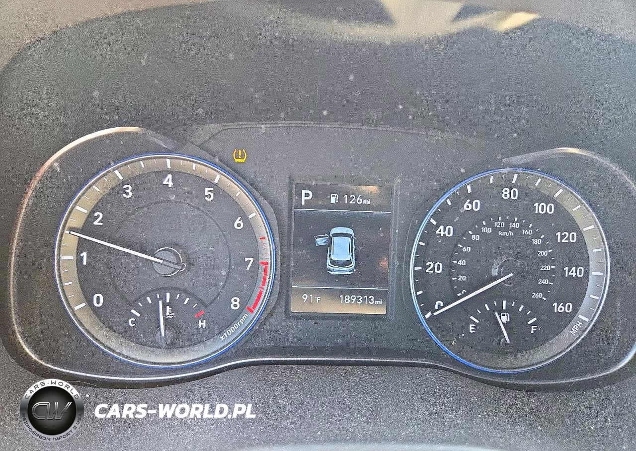 2019 Hyundai Kona Se VIN:KM8K12AA0KU330351 - 9