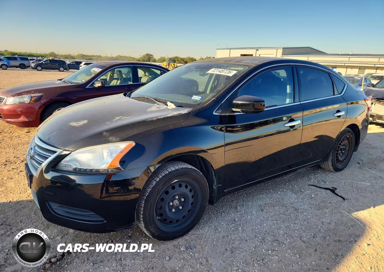 2015 Nissan Sentra S – zdjęcie 1 z 12