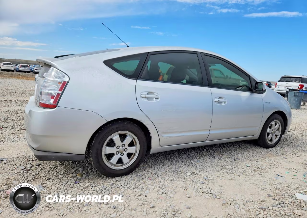 2008 Toyota Prius Standard VIN:JTDKB20U383347060 - 3