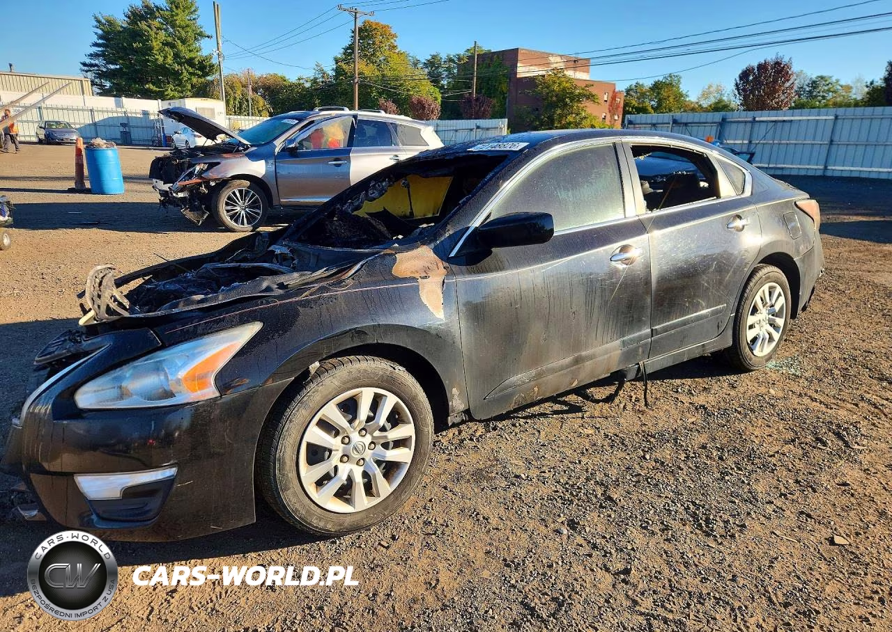 2015 Nissan Altima 2.5 S – zdjęcie 1 z 12