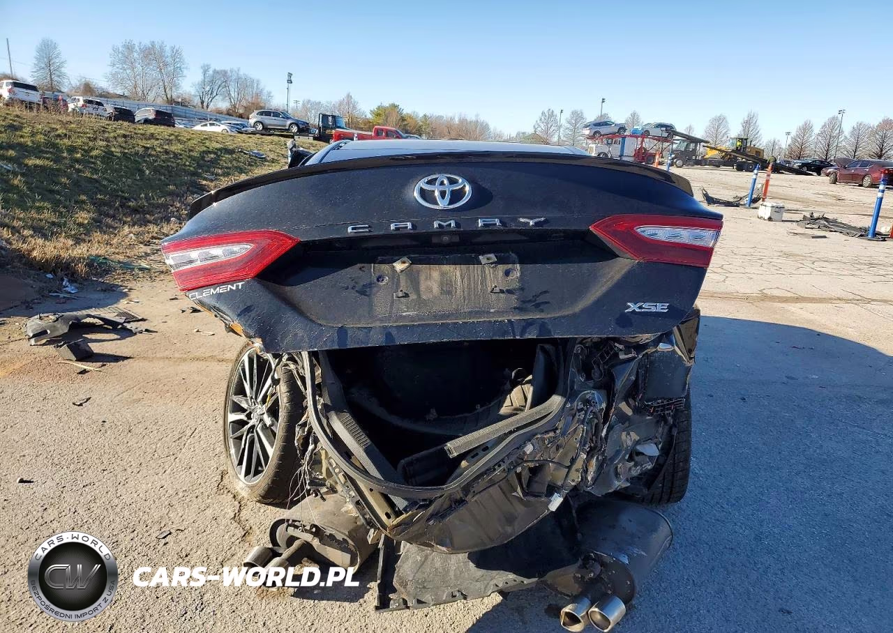 2018 Toyota Camry Xse VIN:4T1B61HK5JU129165 - 6