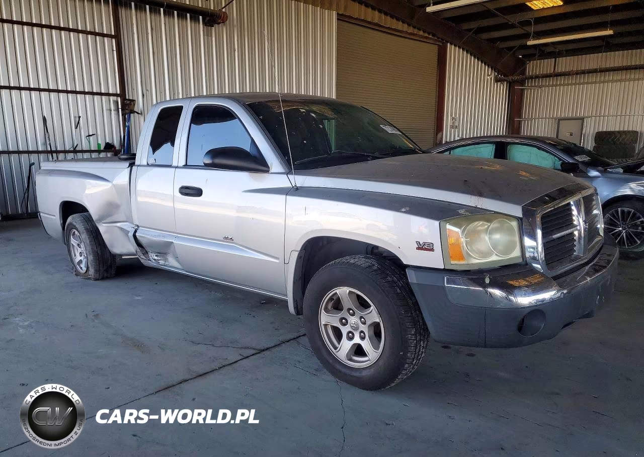 2005 Dodge Dakota Slt VIN:1D7HE42N05S283277 - 4