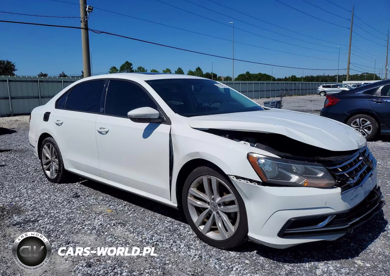 2019 Volkswagen Passat Wolfsburg VIN:1VWLA7A37KC005707 - 4