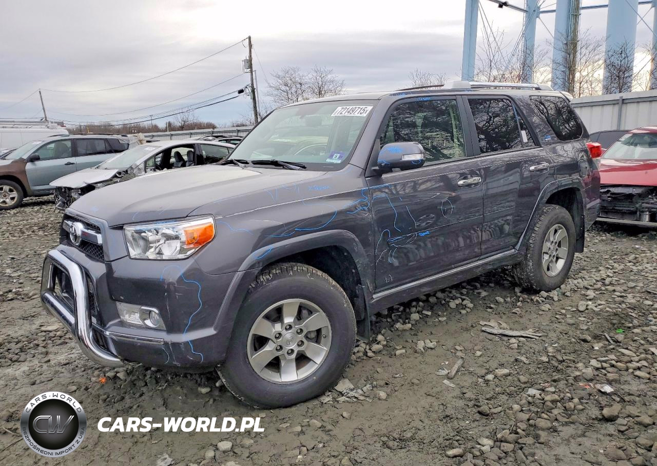 2013 Toyota 4Runner Sr5