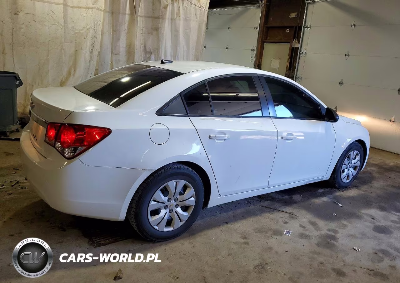 2013 Chevrolet Cruze Ls VIN:1G1PA5SG4D7212036 - 3