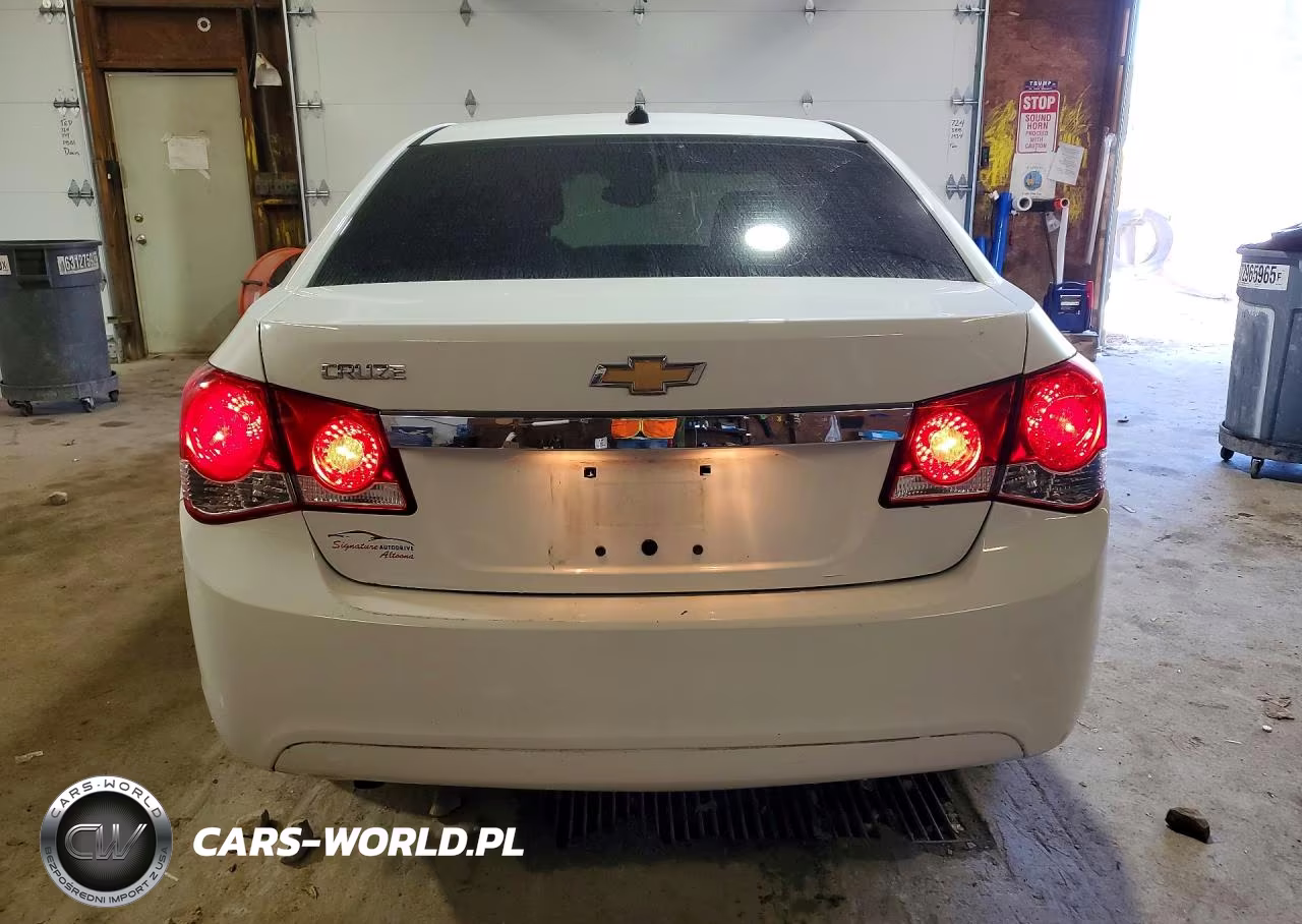 2013 Chevrolet Cruze Ls VIN:1G1PA5SG4D7212036 - 6