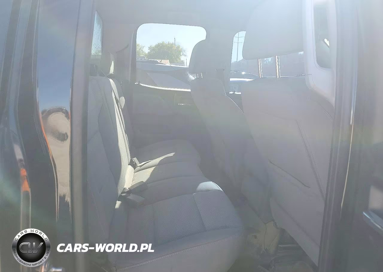 2017 Chevrolet Silverado K1500 VIN:1GCVKNEH5HZ211925 - 10