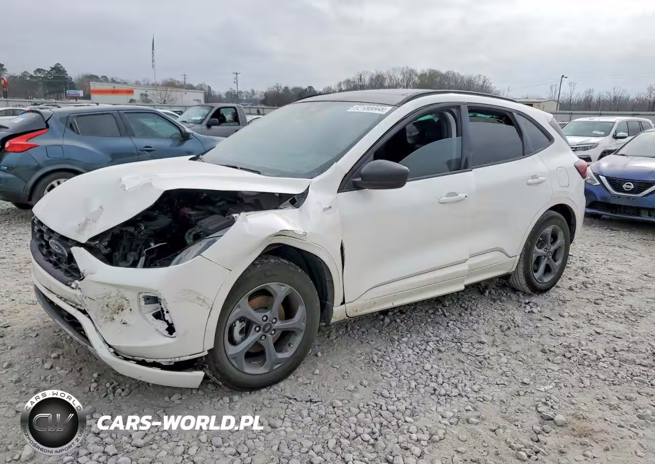 2024 Ford Escape St Line