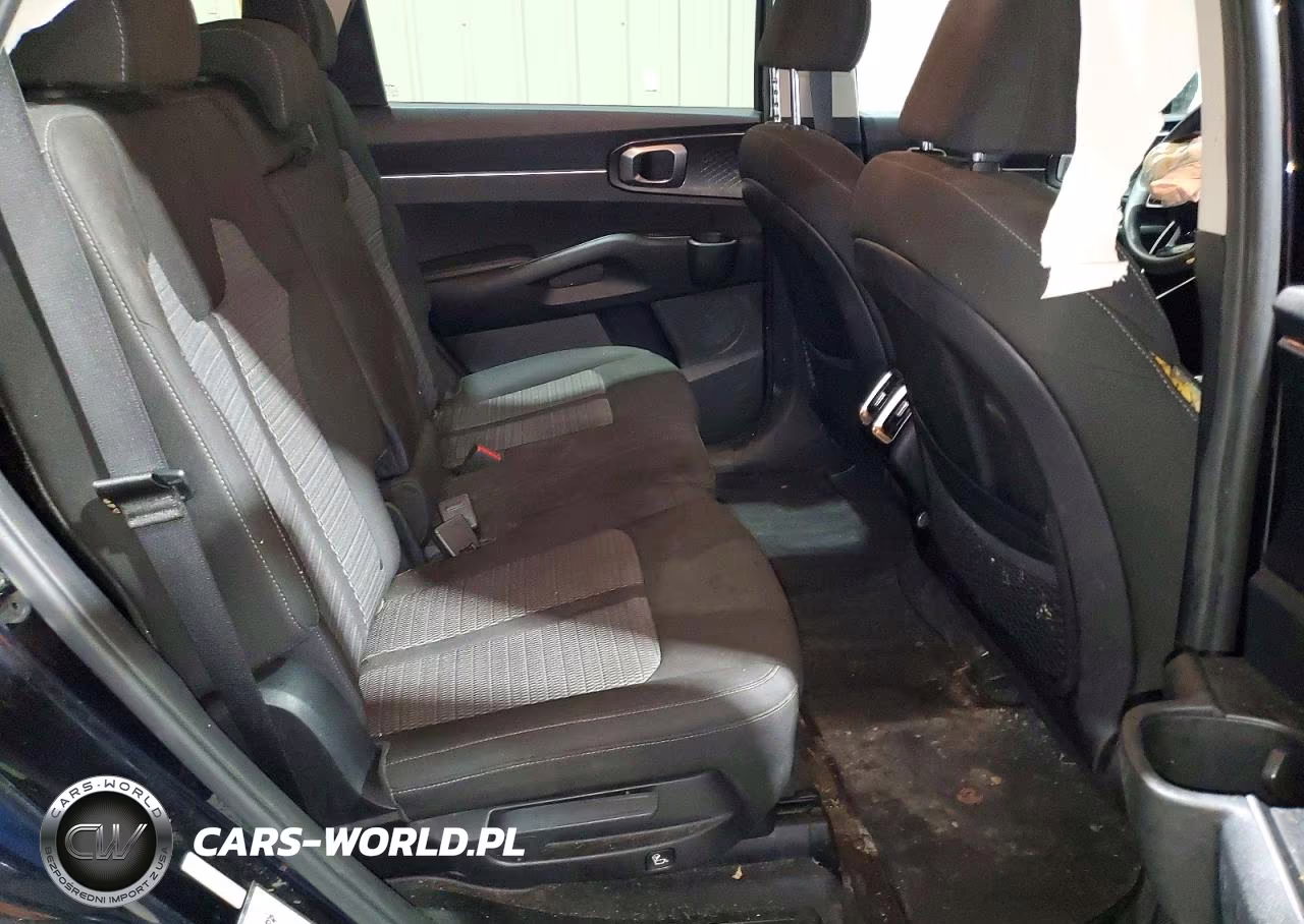2022 Kia Sorento Lx VIN:5XYRG4LC9NG097619 - 11