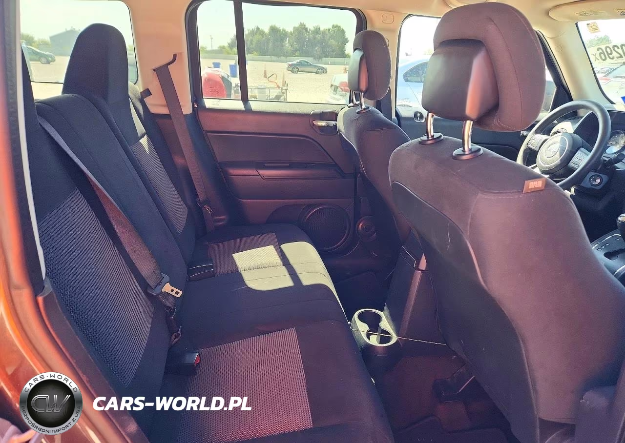 2015 Jeep Patriot Sport VIN:1C4NJRBB0FD269347 - 10
