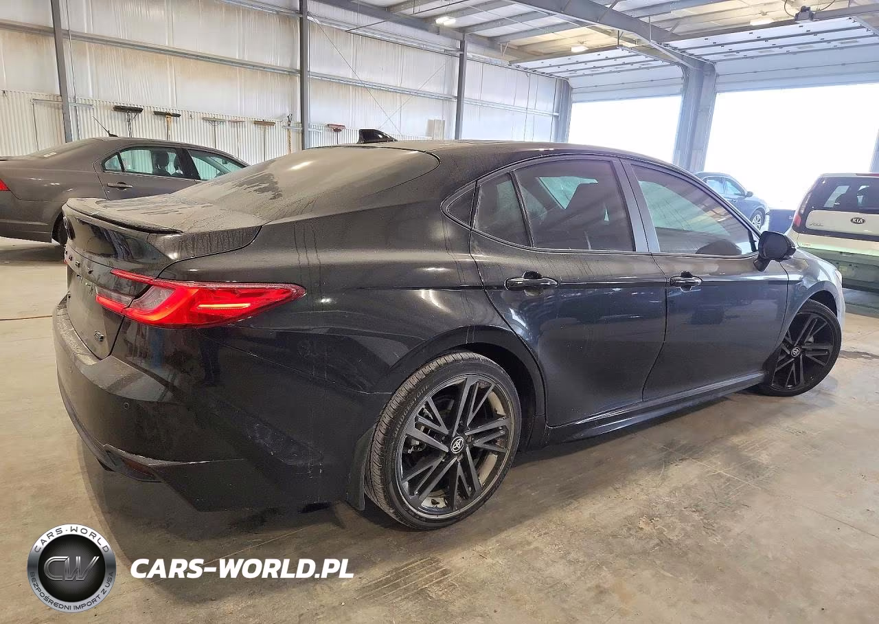 2025 Toyota Camry Xse VIN:4T1DAACKXSU563470 - 3