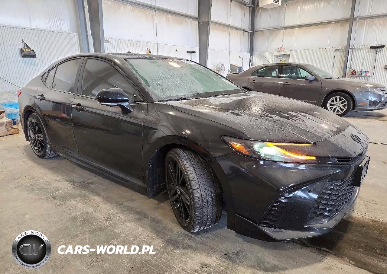 2025 Toyota Camry Xse VIN:4T1DAACKXSU563470 - 4
