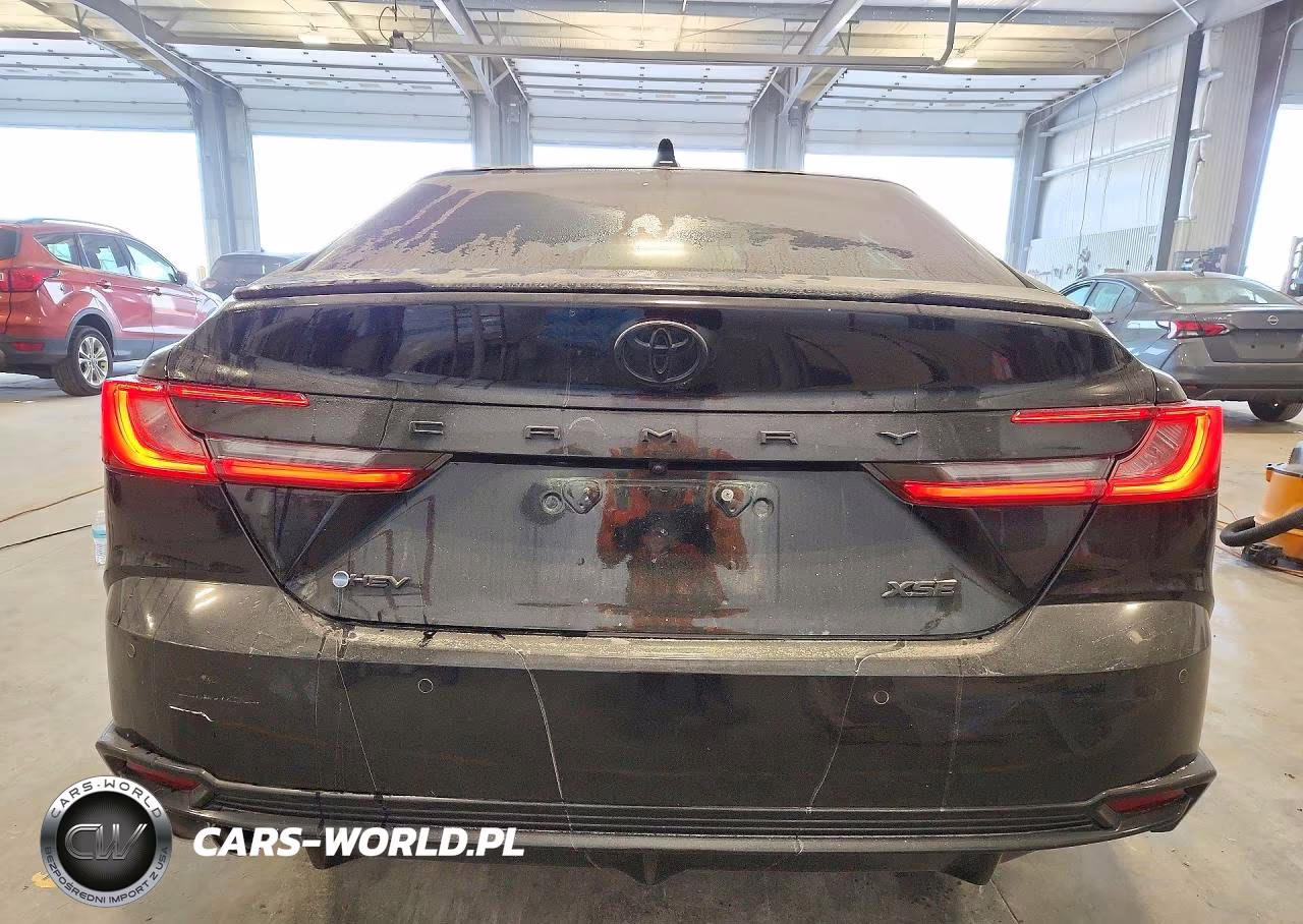 2025 Toyota Camry Xse VIN:4T1DAACKXSU563470 - 6