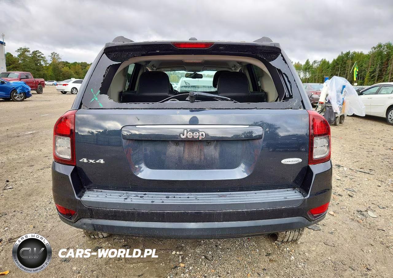 2014 Jeep Compass Latitude VIN:1C4NJDEB4ED699072 - 6