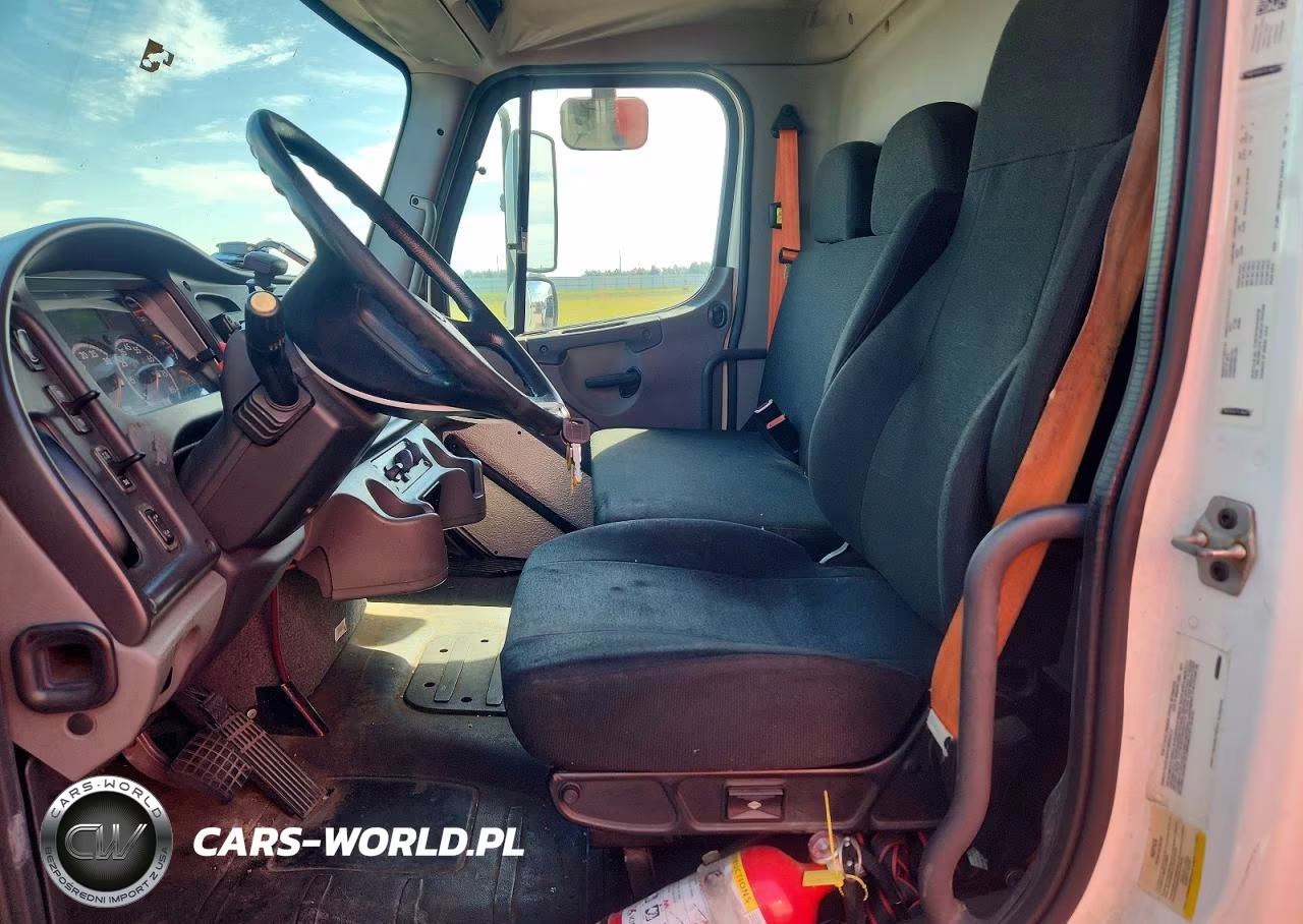 2018 Freightliner Business Class M2 Box Truck VIN:1FVACWFB9JHJR4168 - 7