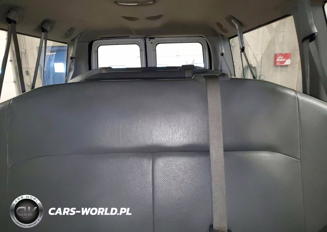 2010 Ford Econoline E350 Super Duty Wagon VIN:1FBNE3BL1ADA83338 - 10
