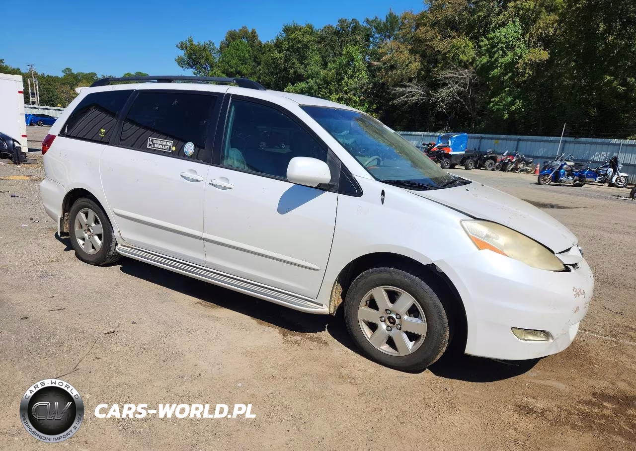 2008 Toyota Sienna Xle VIN:5TDZK22C28S162452 - 4