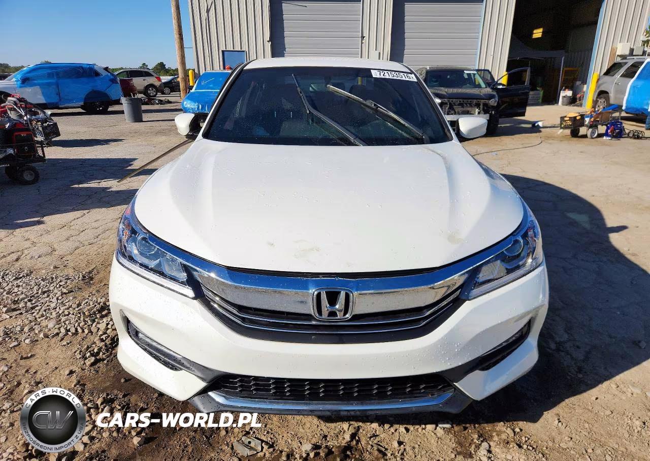 2017 Honda Accord Sport VIN:1HGCR2F59HA160838 - 5