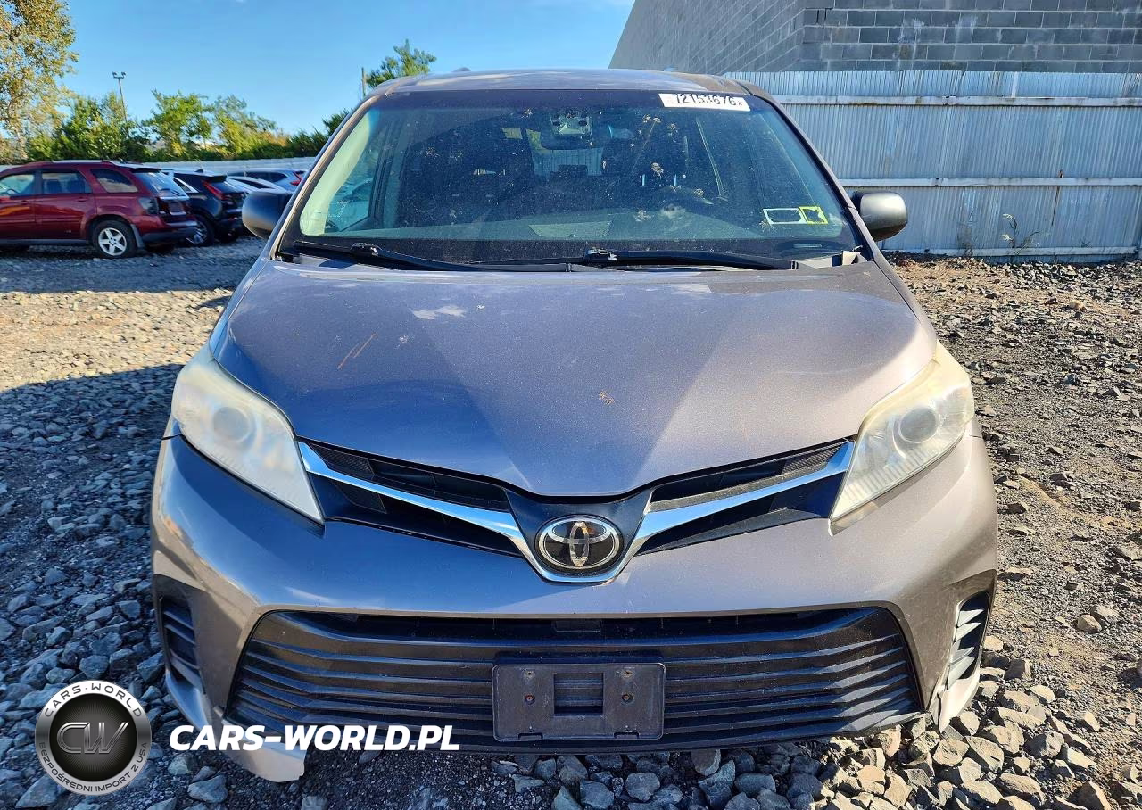 2018 Toyota Sienna Le VIN:5TDKZ3DC5JS902274 - 5