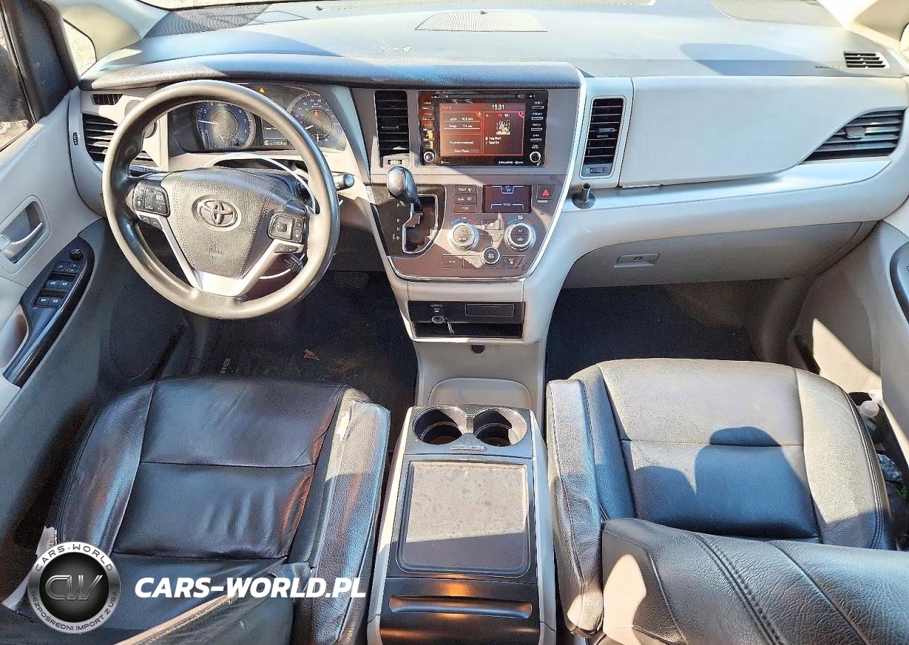 2018 Toyota Sienna Le VIN:5TDKZ3DC5JS902274 - 8