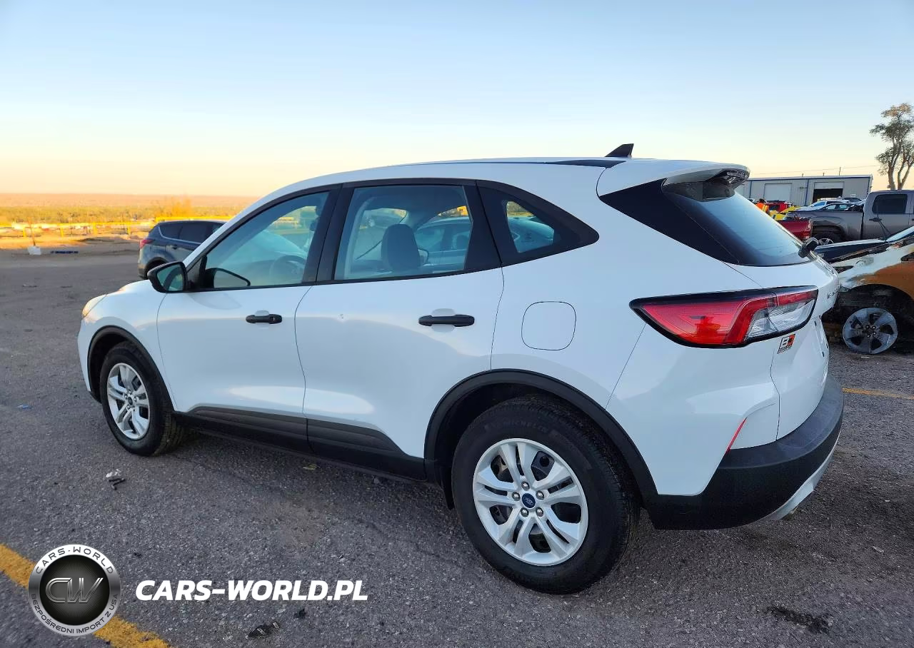 2021 Ford Escape S VIN:1FMCU0F66MUA19966 - 2
