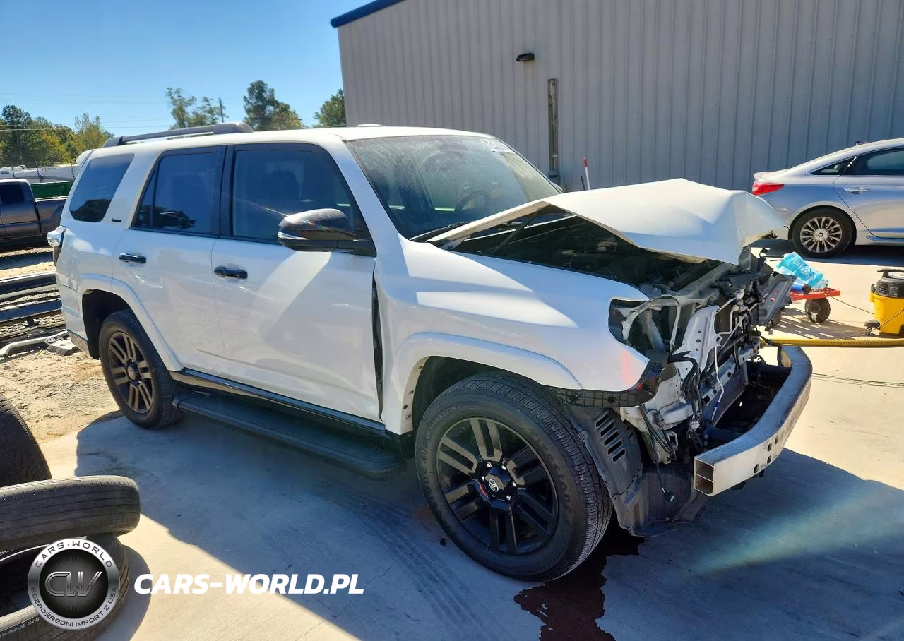 2019 Toyota 4Runner Limited Nightshade VIN:JTEBU5JR2K5688897 - 4