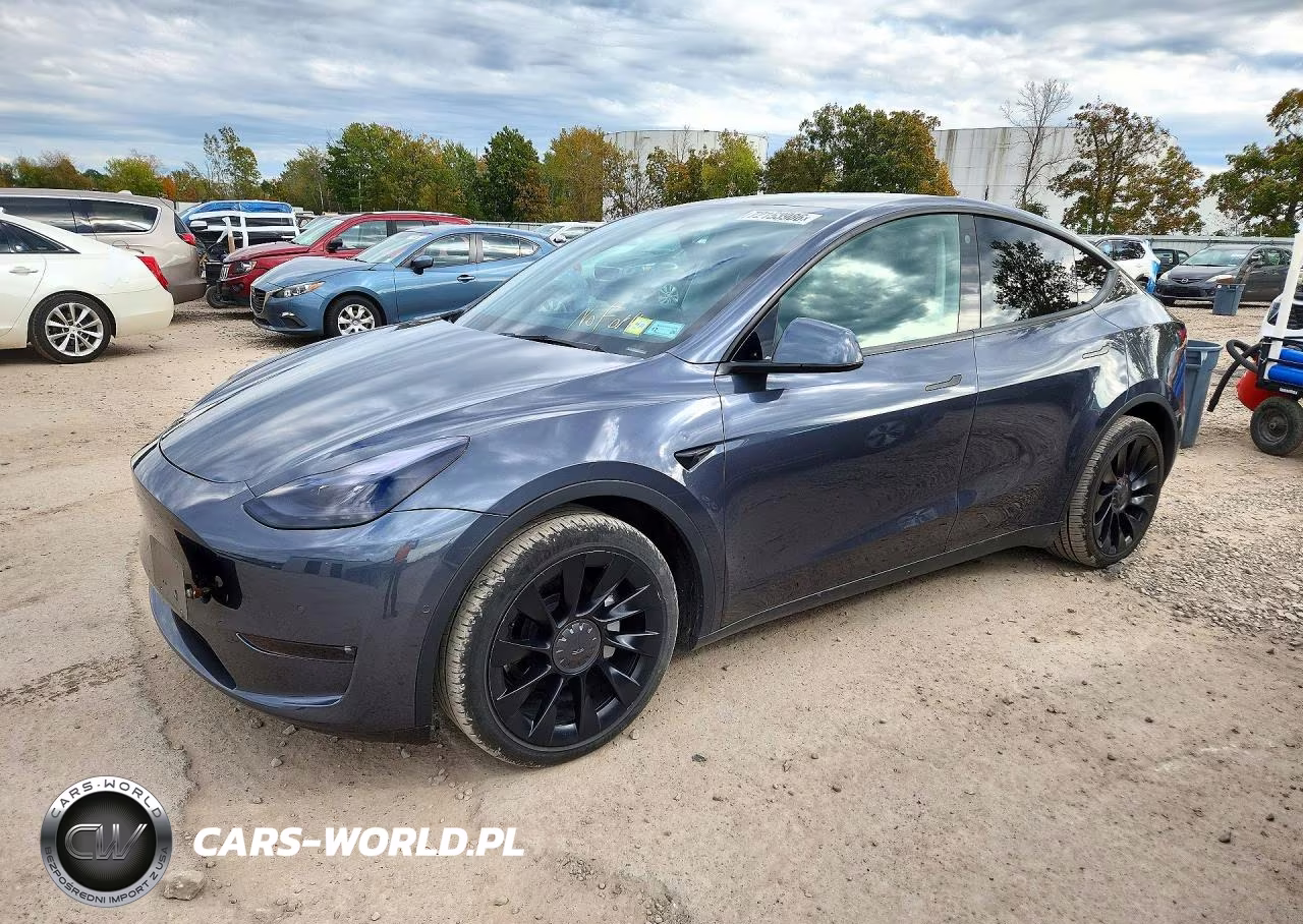 2022 Tesla Model Y – zdjęcie 1 z 12