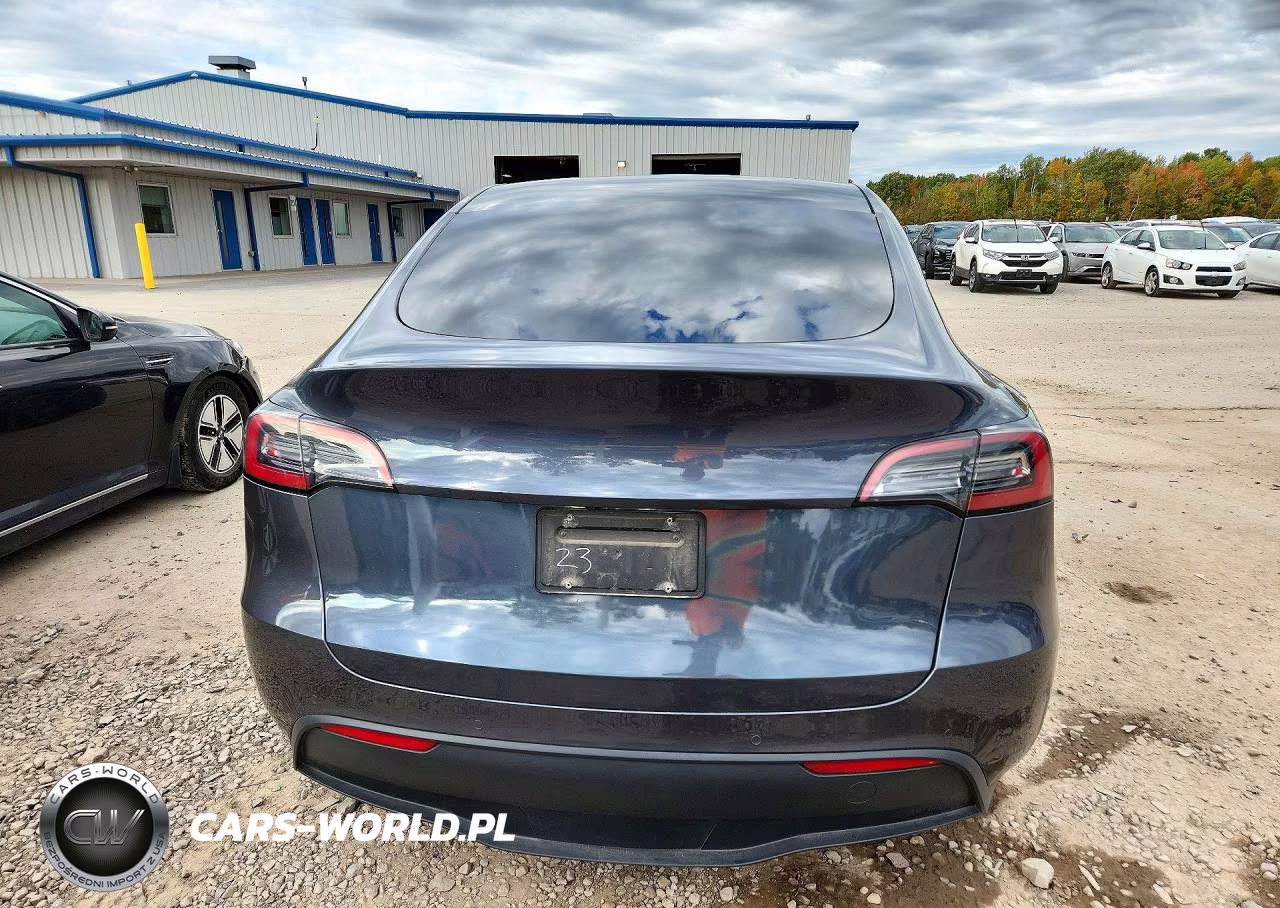 2022 Tesla Model Y VIN:7SAYGAEE3NF519466 - 6