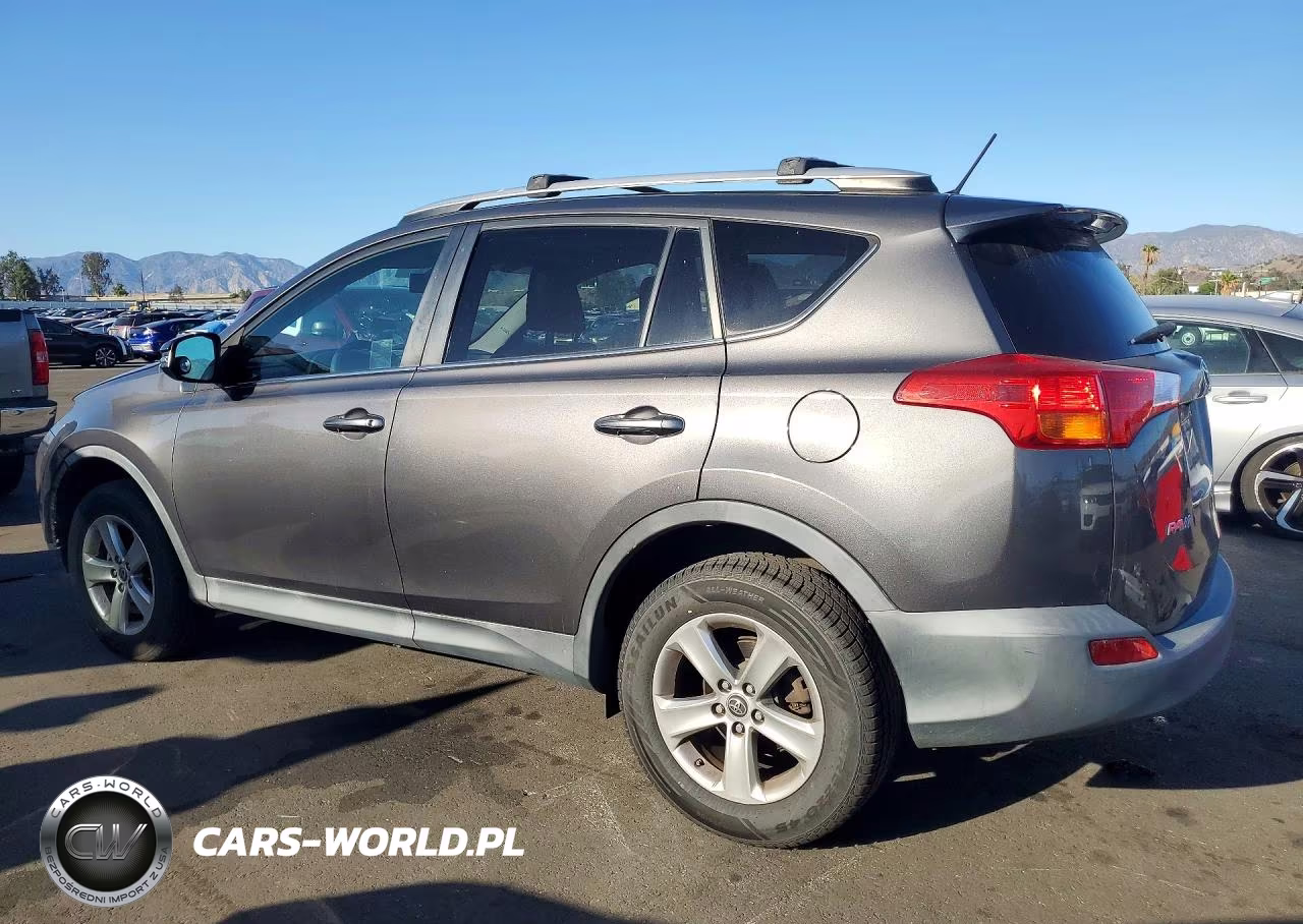 2015 Toyota Rav4 Xle VIN:2T3WFREV9FW176146 - 2