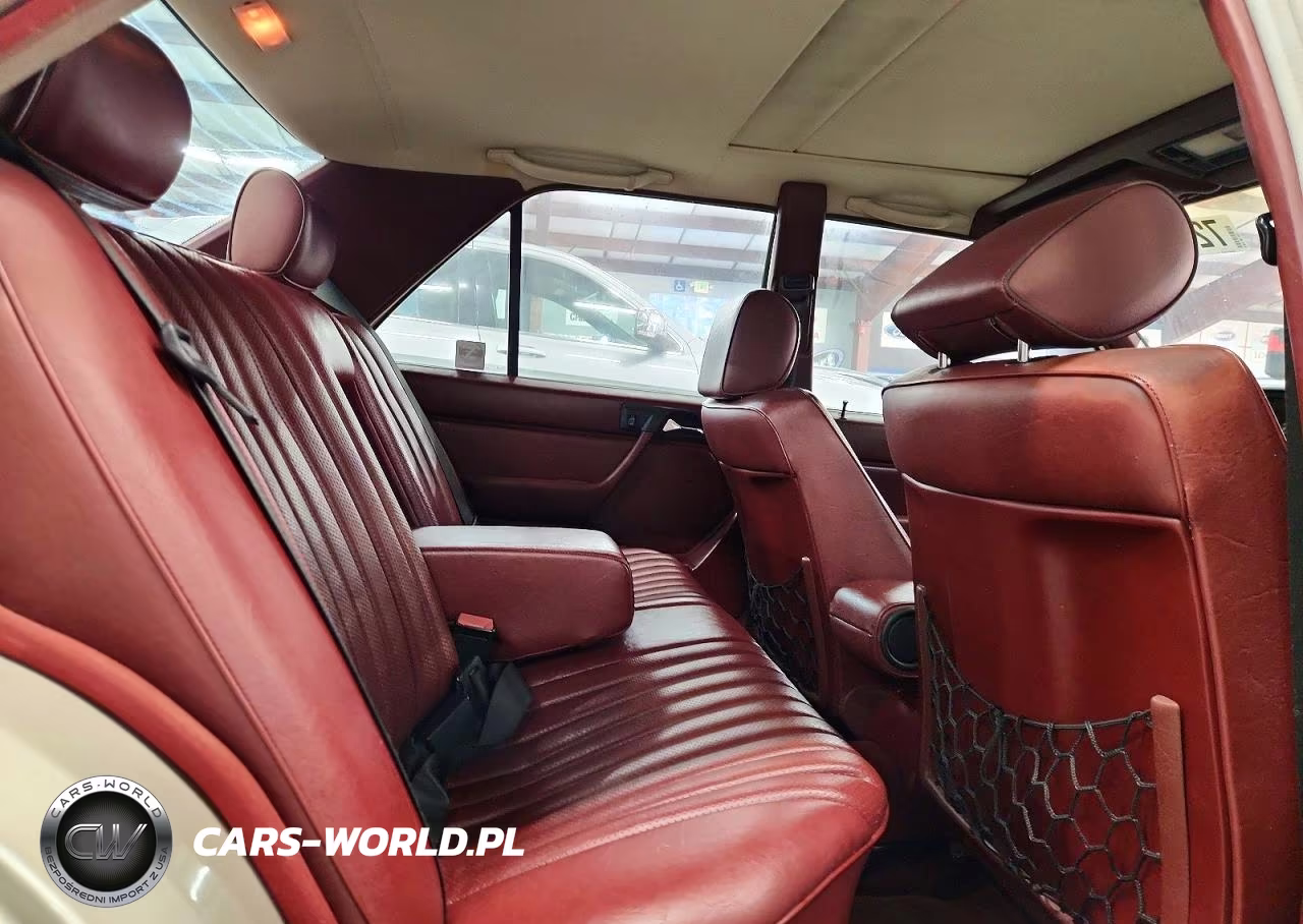 1989 Mercedes-Benz 300 E VIN:WDBEA30D8KA949153 - 10