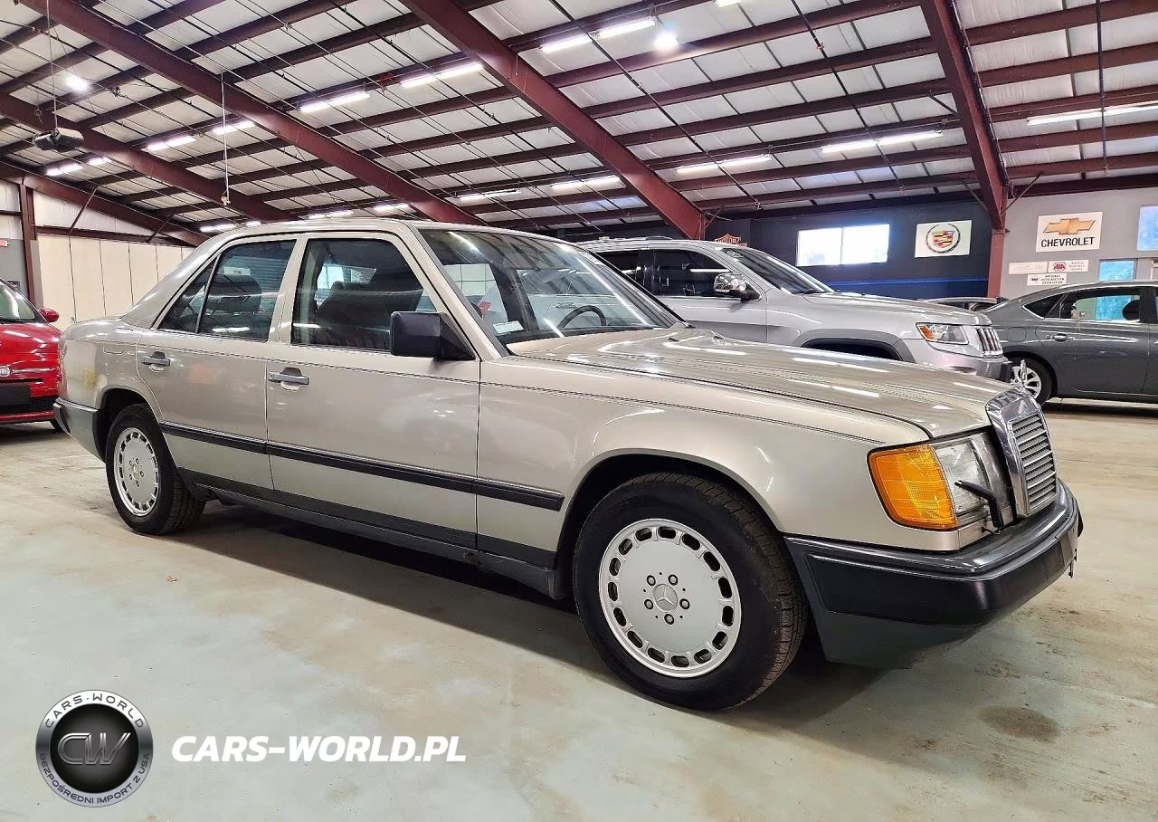 1989 Mercedes-Benz 300 E VIN:WDBEA30D8KA949153 - 4