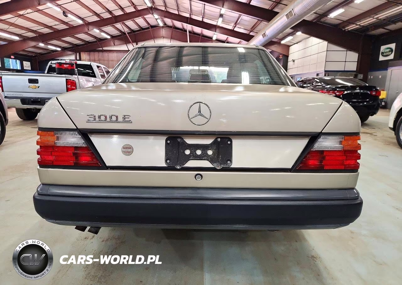 1989 Mercedes-Benz 300 E VIN:WDBEA30D8KA949153 - 6