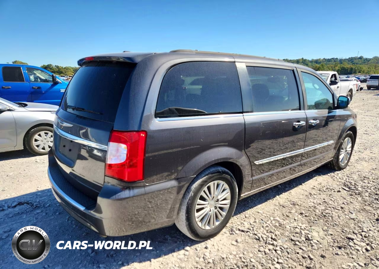 2016 Chrysler Town & Country Touring L VIN:2C4RC1CG1GR150003 - 3