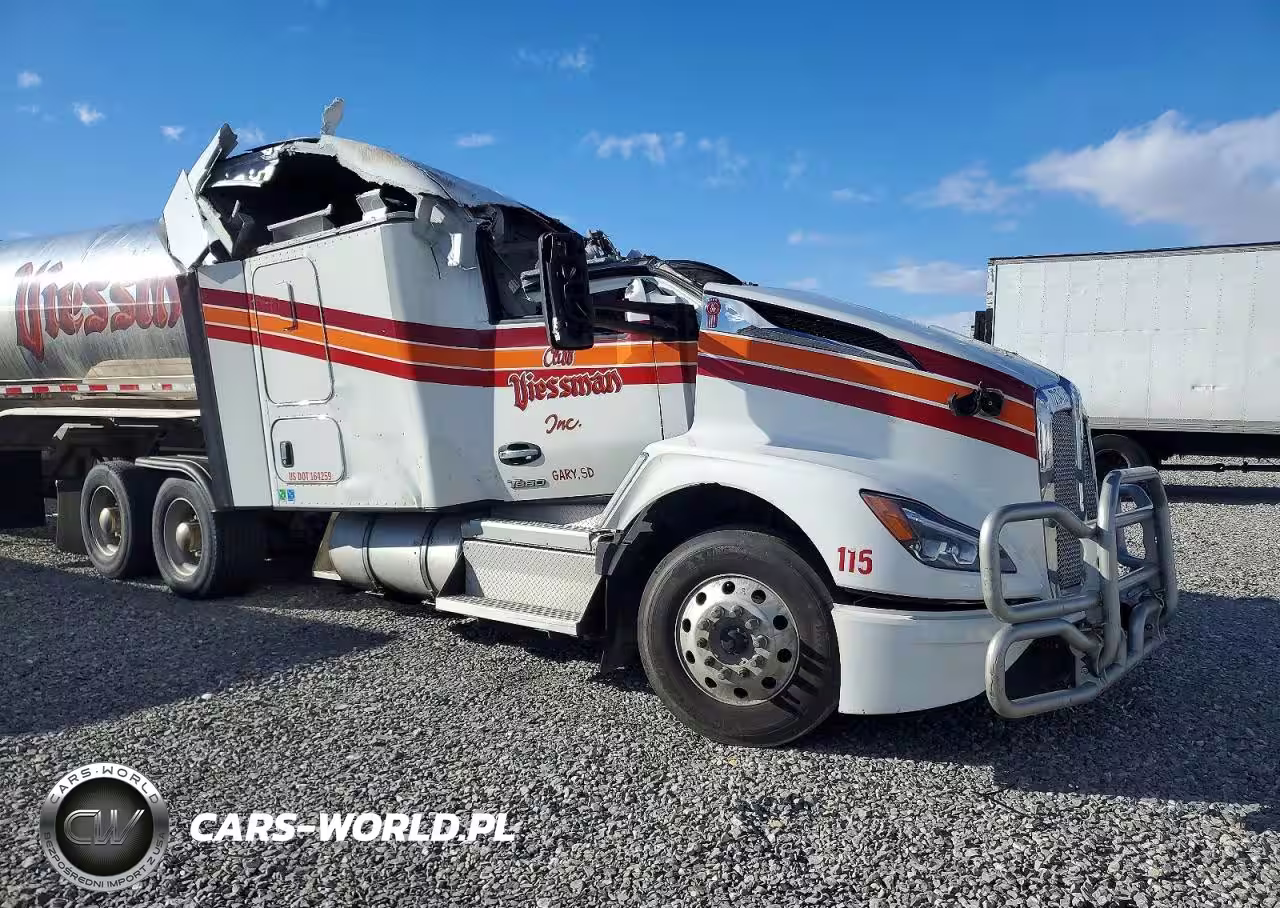 2023 Kenworth Construction T680