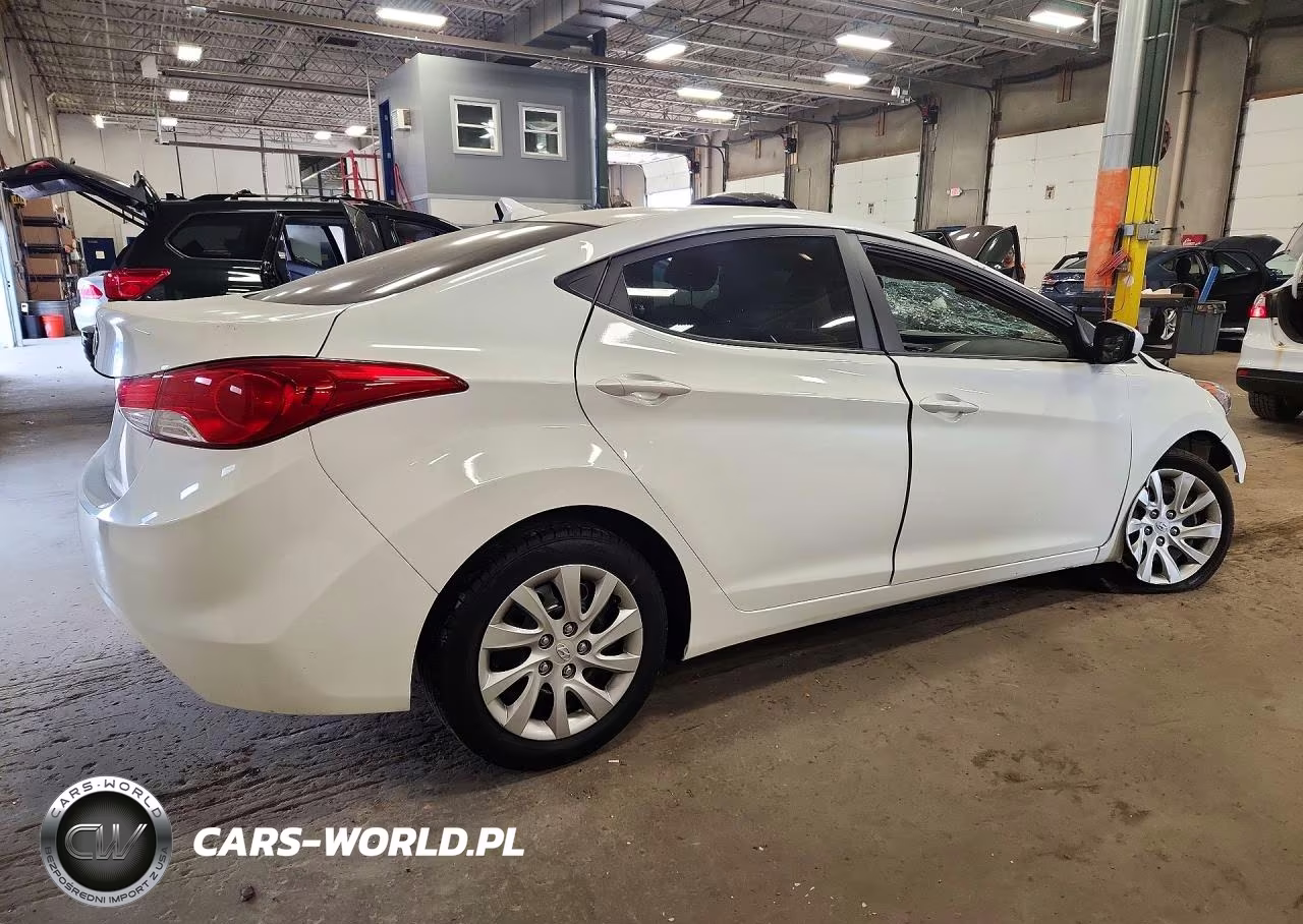 2013 Hyundai Elantra Gls VIN:5NPDH4AE2DH163656 - 3