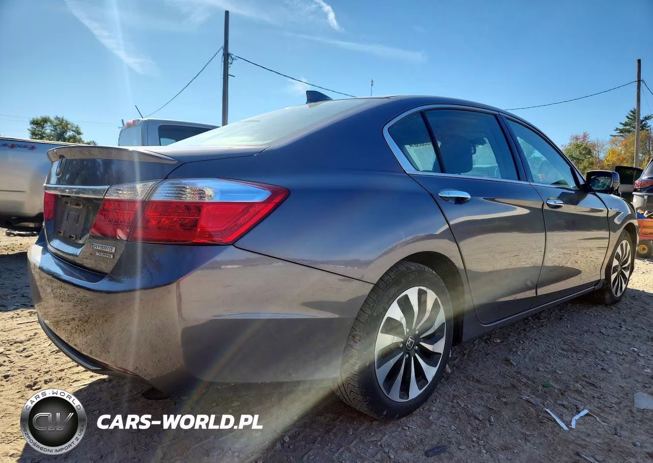 2014 Honda Accord Touring Hybrid VIN:1HGCR6F7XEA009107 - 3
