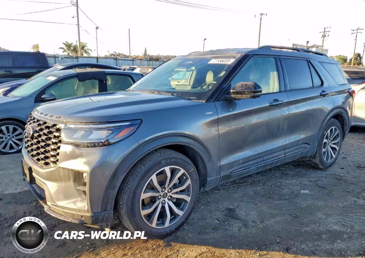 2025 Ford Explorer St-Line